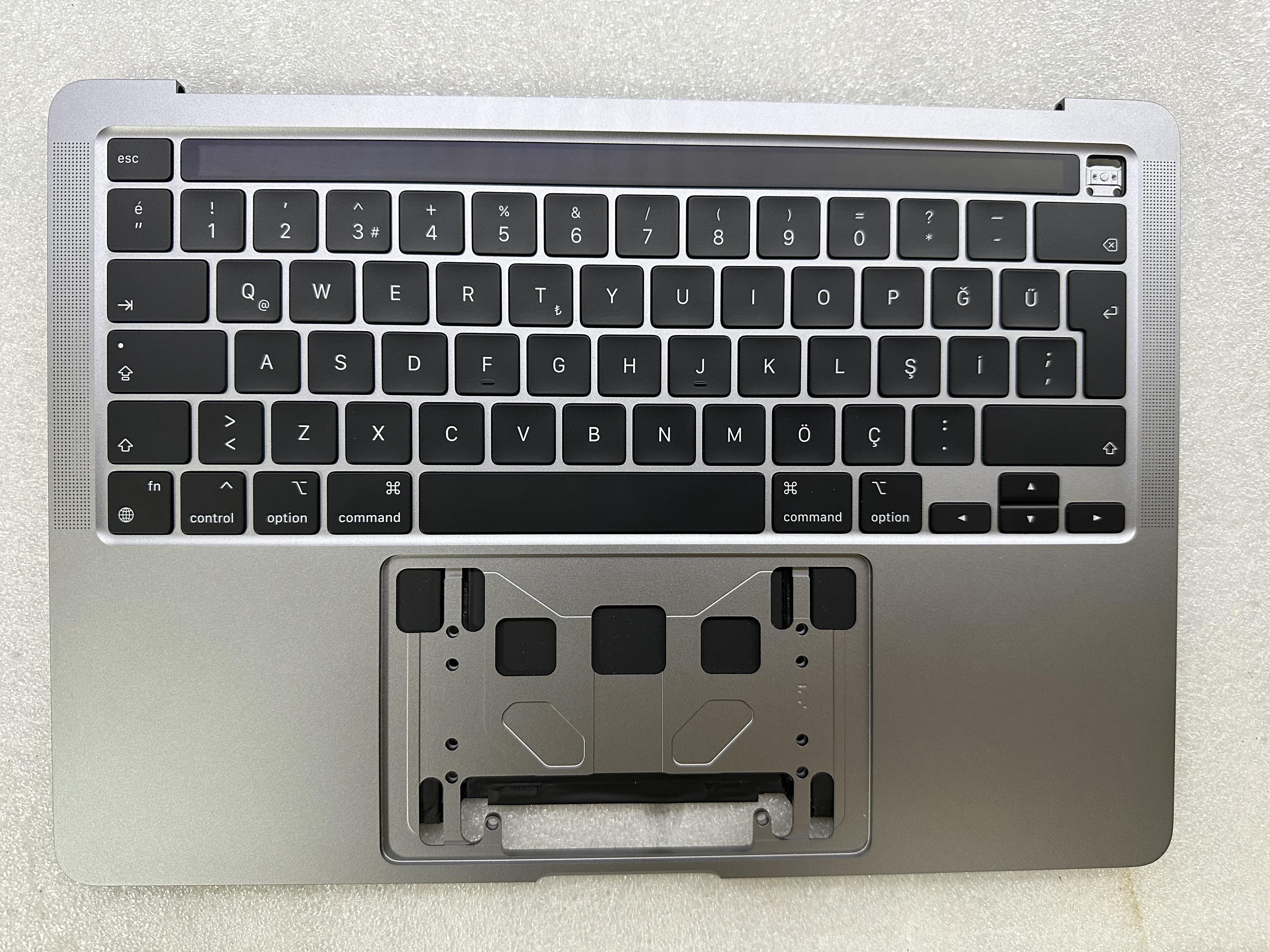 MacBook Pro A2338 Klavye Değişimi 